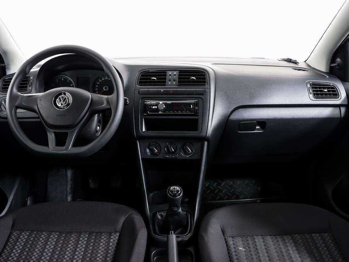 Б/У Фольксваген Поло 2018 года. Фото: #9