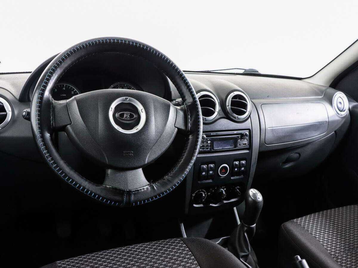 Б/У Лада (ВАЗ) Ларгус 2013 года. Фото: #8