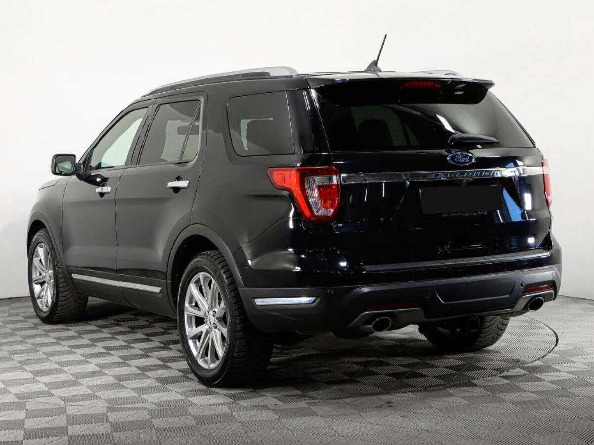 Ford Explorer 2018 года с пробегом. Фото: #4