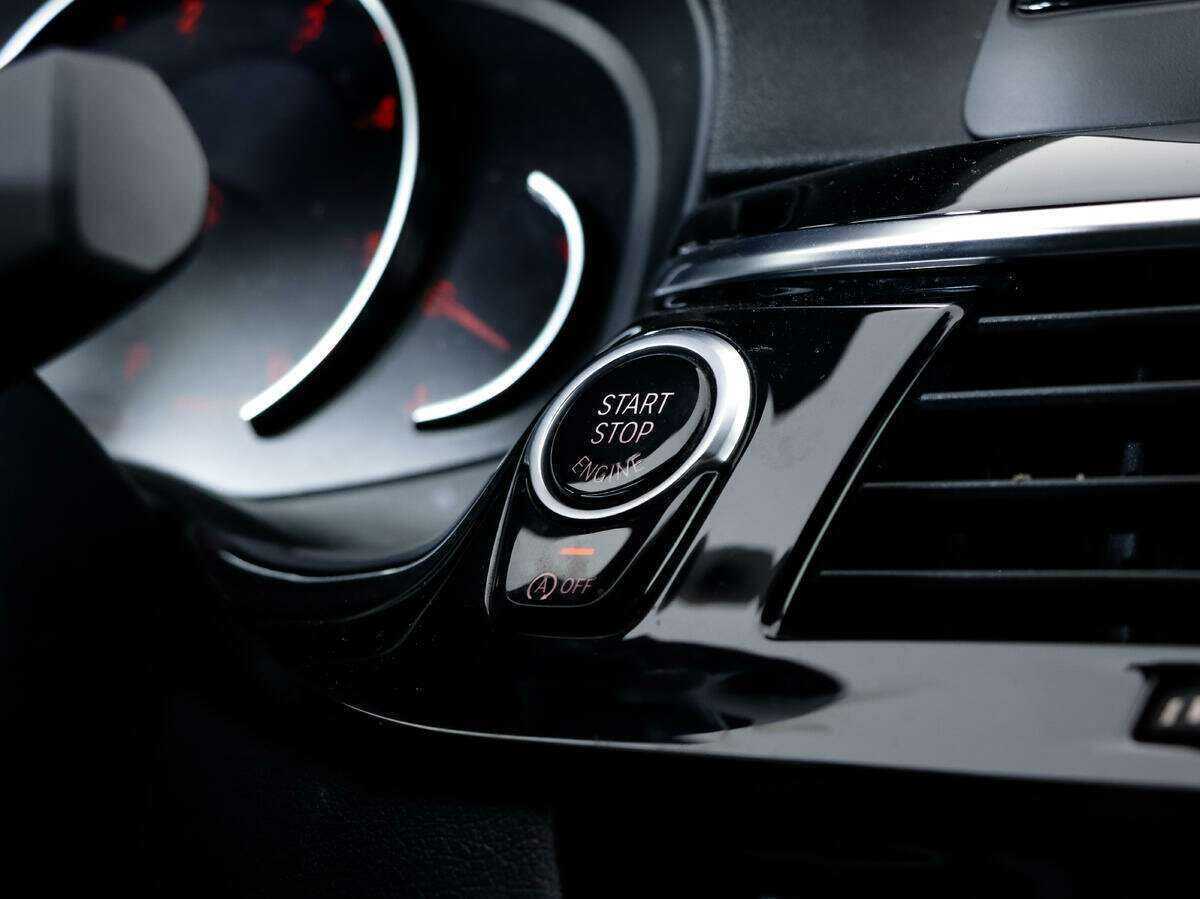 BMW 5 серии 2017 года с пробегом. Фото: #9