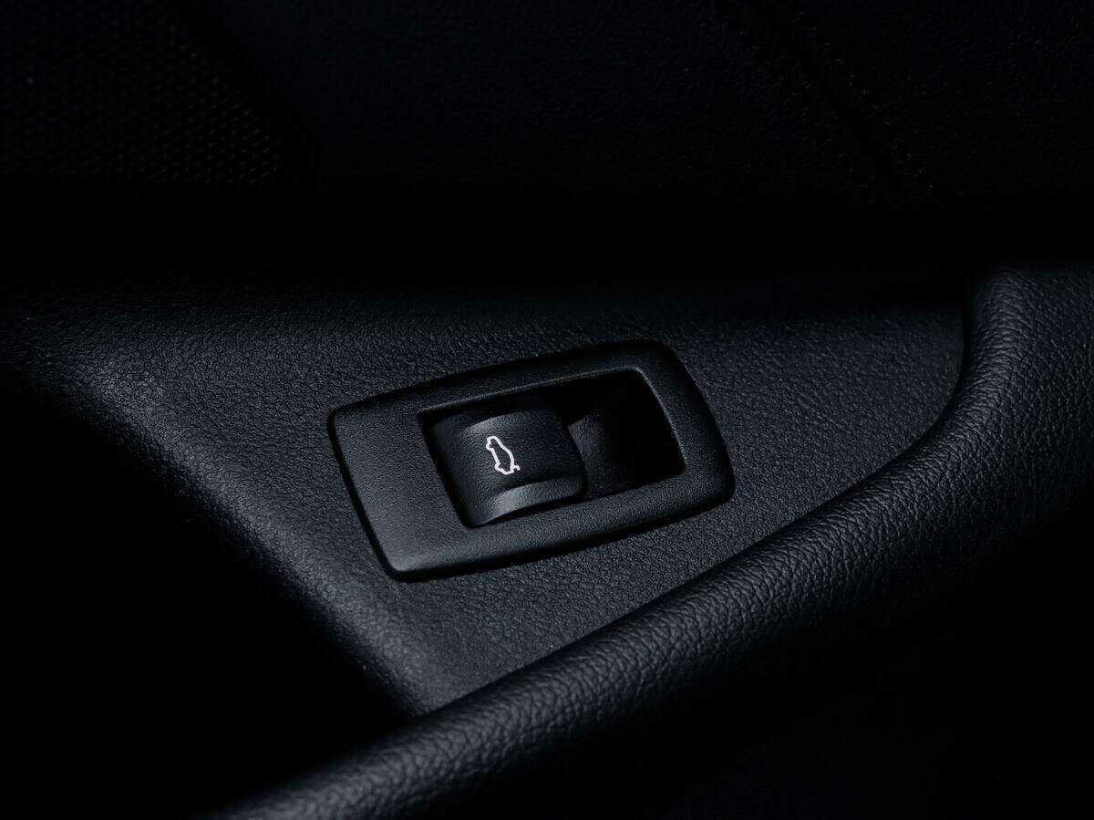 BMW 5 серии 2019 года с пробегом. Фото: #11