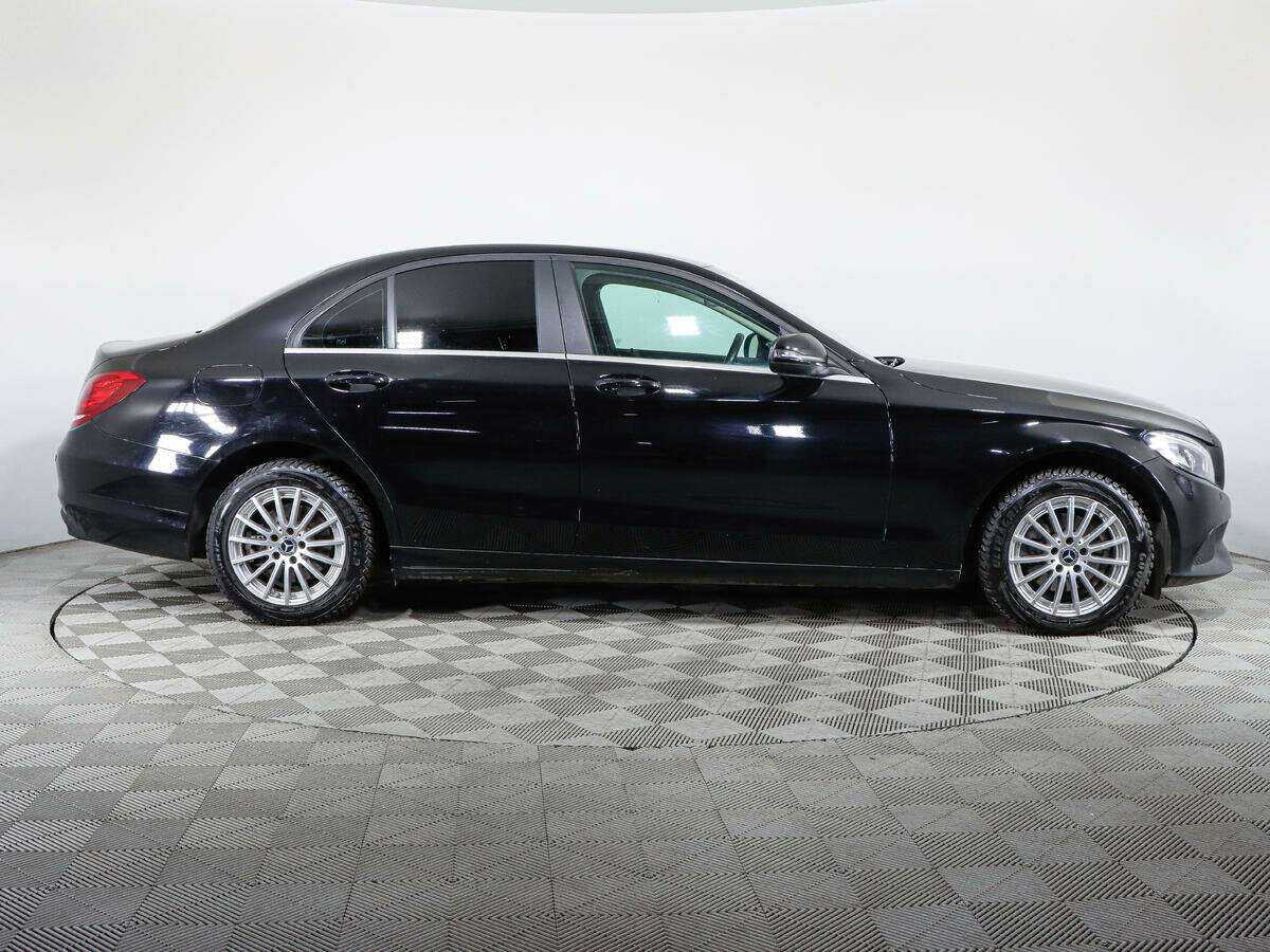 Mercedes-Benz C-Класс 2018 года с пробегом. Фото: #3