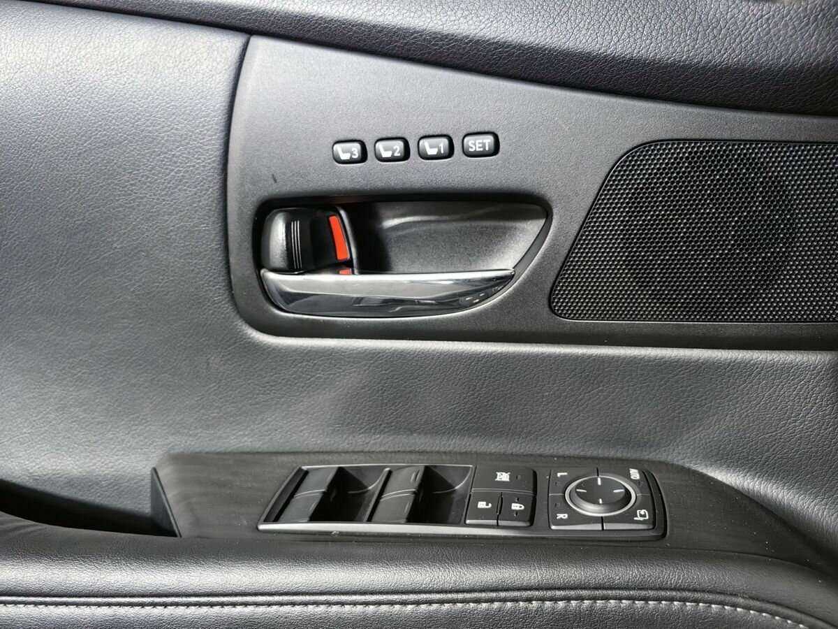 Lexus RX 2012 года с пробегом. Фото: #16