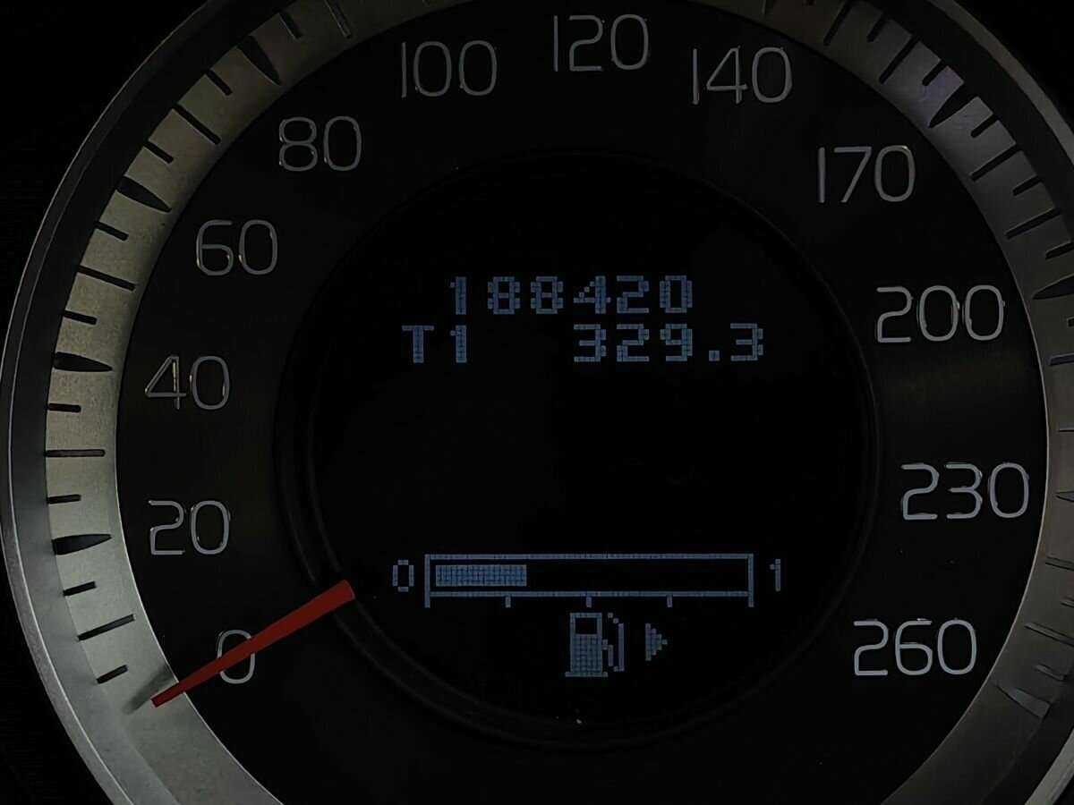 Б/У Вольво С60 2013 года. Фото: #15