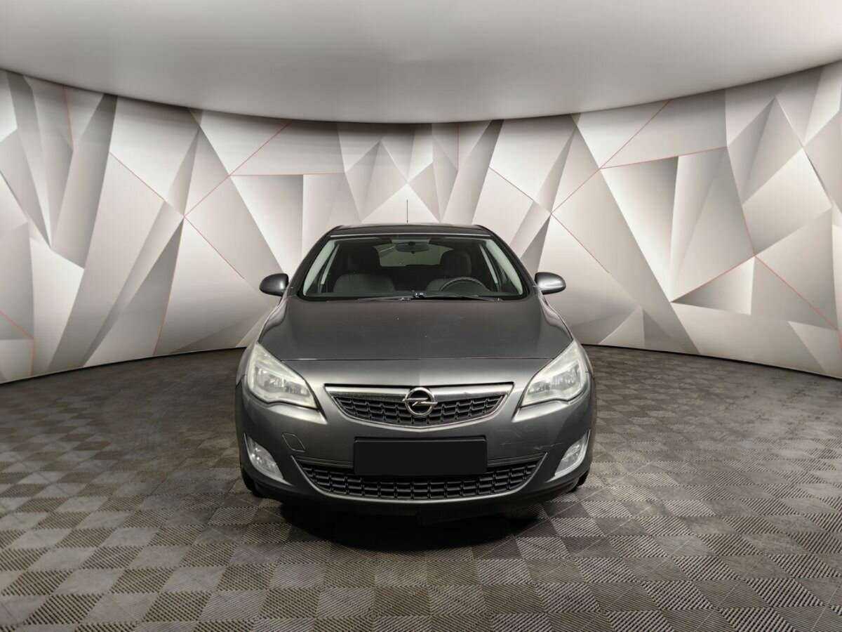 Б/У Опель Астра 2012 года. Фото: #6