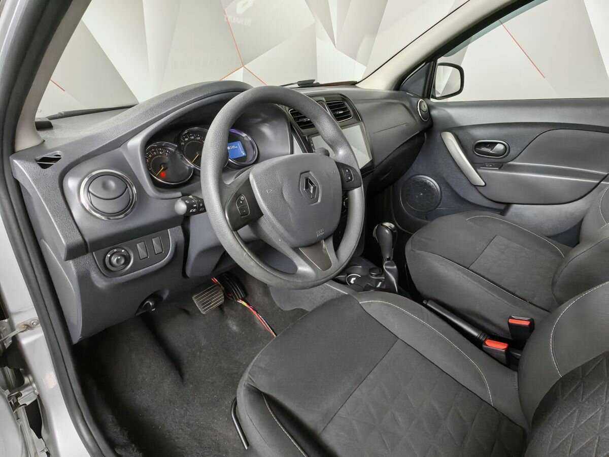 Б/У Рено Сандеро 2017 года. Фото: #13