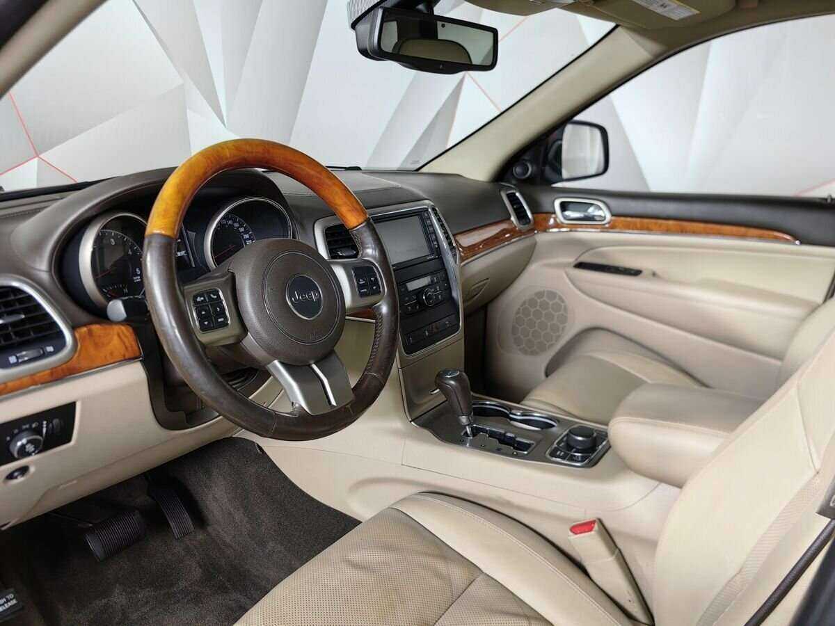 Jeep Grand Cherokee 2012 года с пробегом. Фото: #13