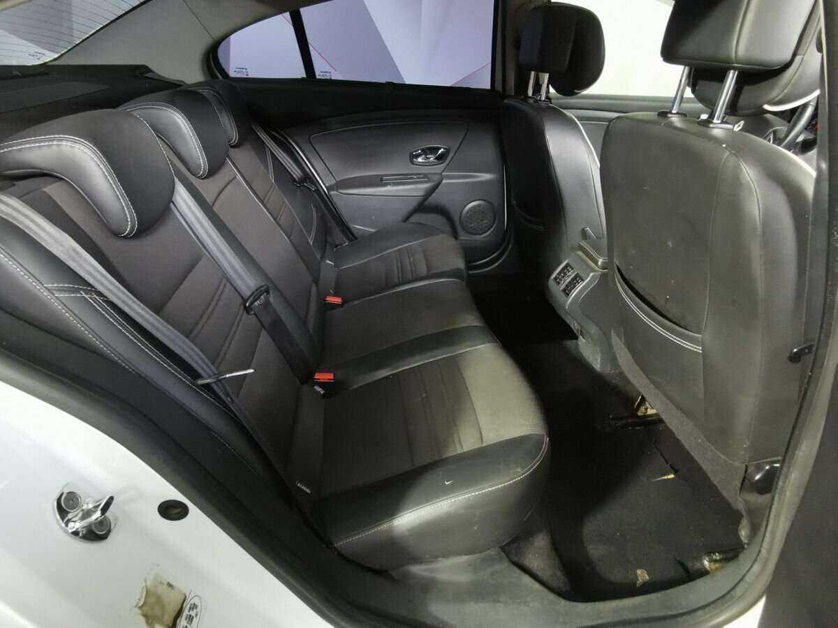 Renault Fluence 2012 года с пробегом. Фото: #11