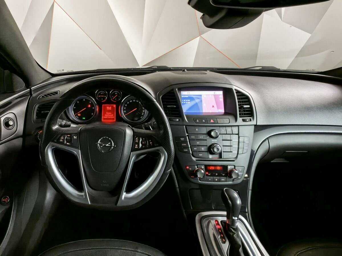 Б/У Опель Инсигния 2013 года. Фото: #14