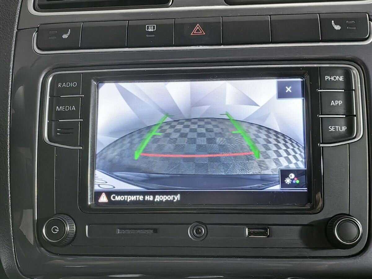 Б/У Фольксваген Поло 2018 года. Фото: #16