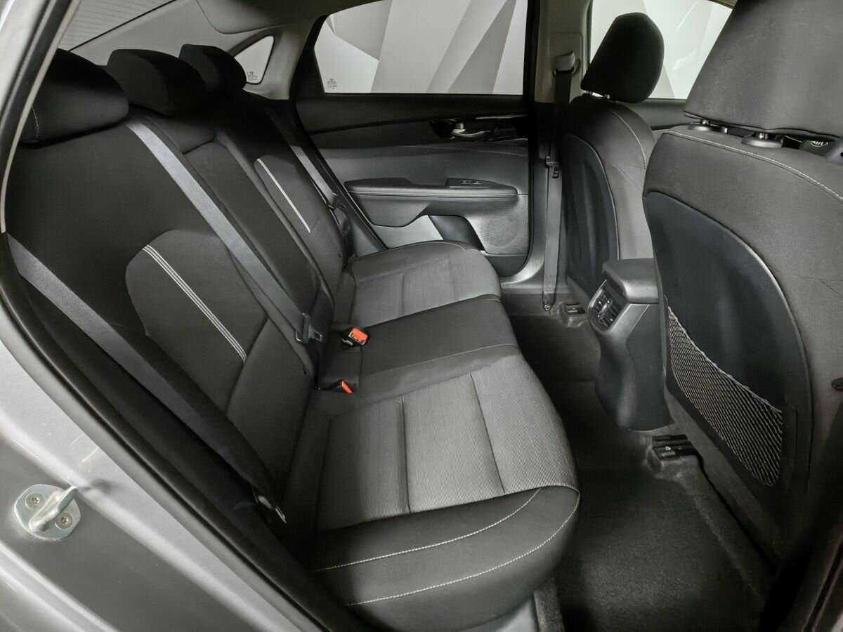 Б/У Киа Церато 2018 года. Фото: #10