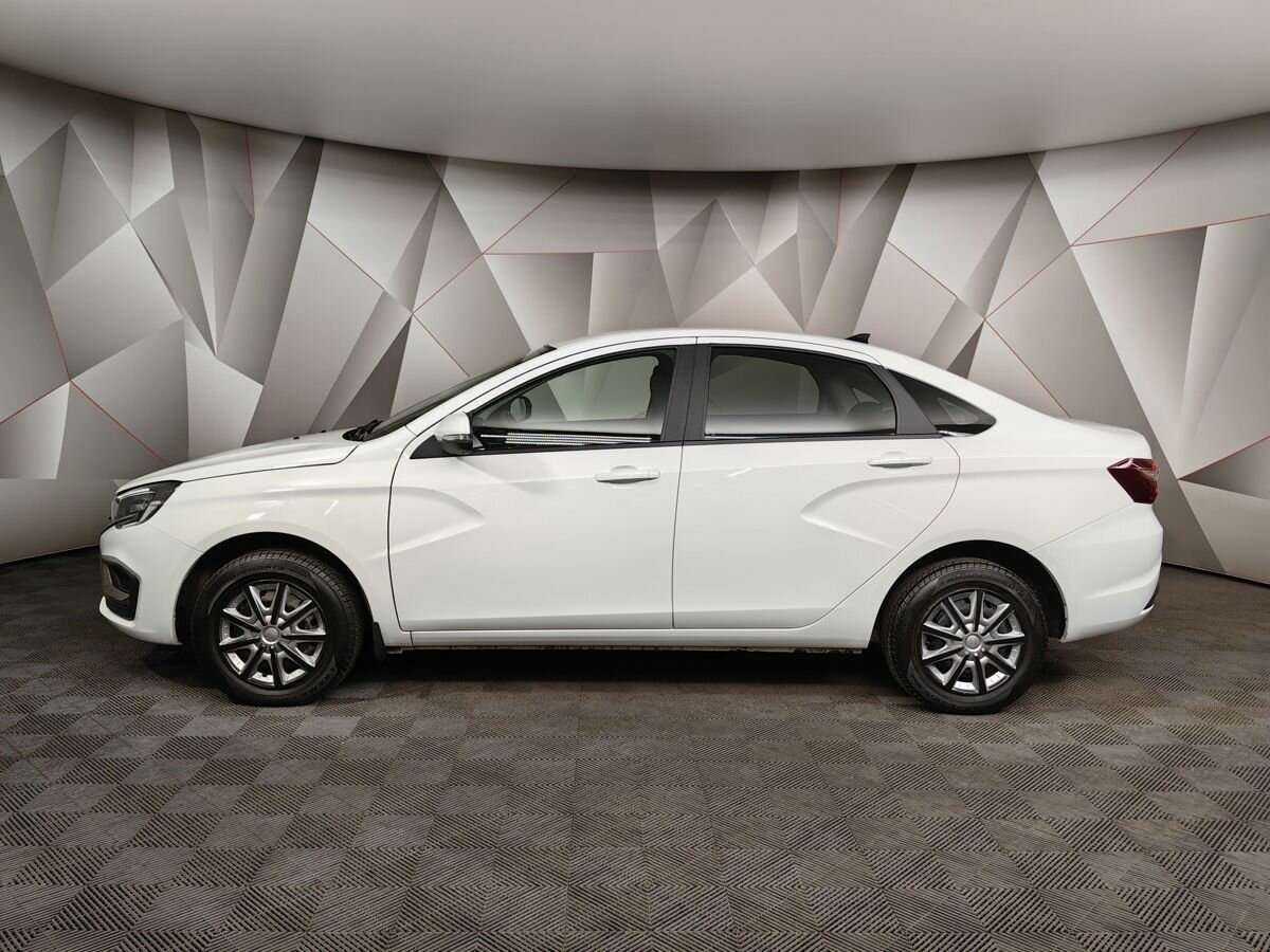 Lada (ВАЗ) Vesta 2023 года с пробегом. Фото: #4