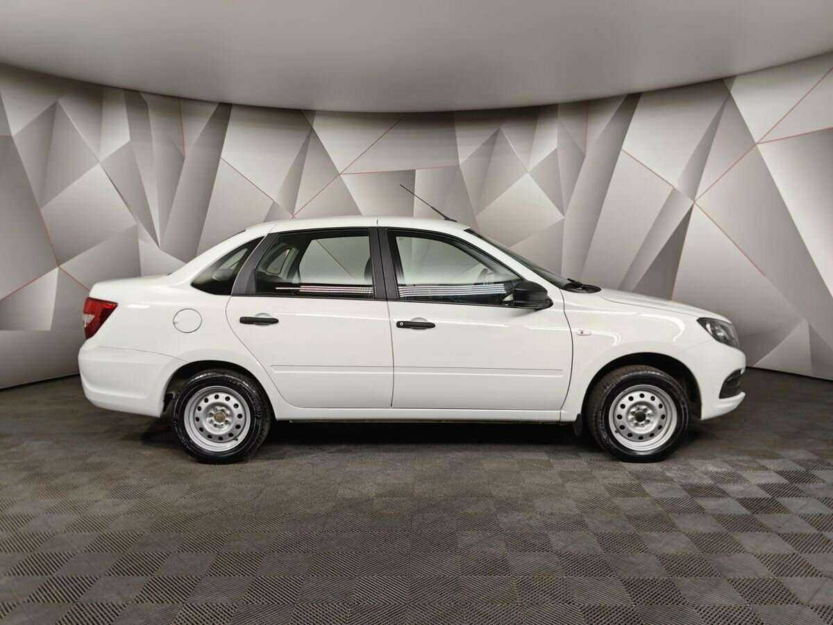 Б/У Лада (ВАЗ) Гранта 2020 года. Фото: #5