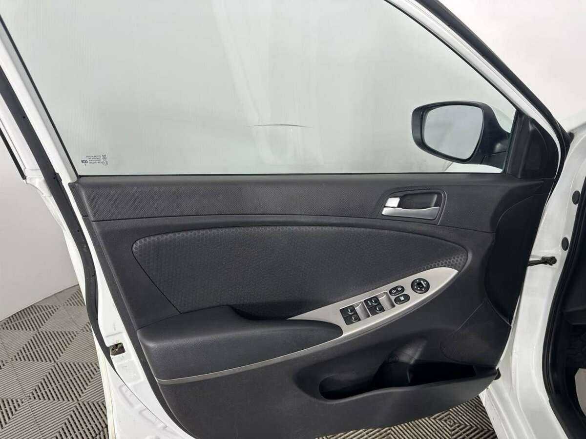 Б/У Хендай Солярис 2016 года. Фото: #7