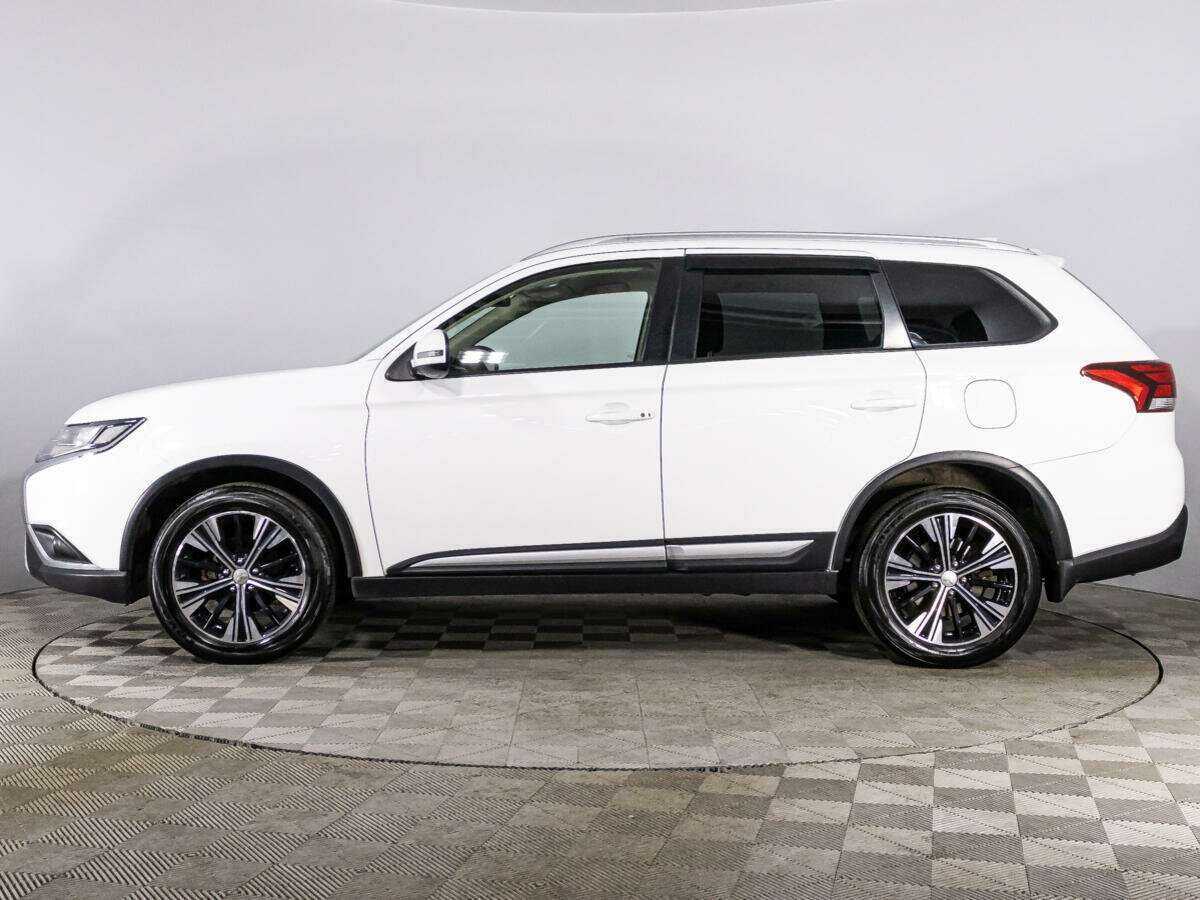 Mitsubishi Outlander 2019 года с пробегом. Фото: #7