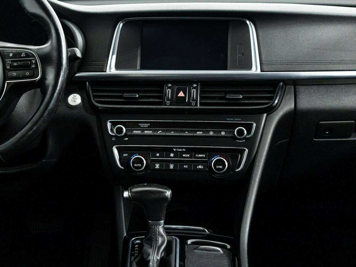 Б/У Киа Оптима 2017 года. Фото: #13