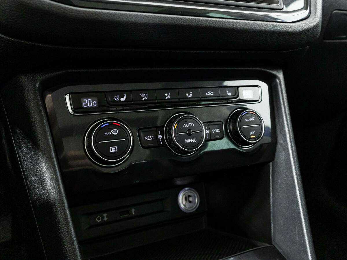 Volkswagen Tiguan 2017 года с пробегом. Фото: #16