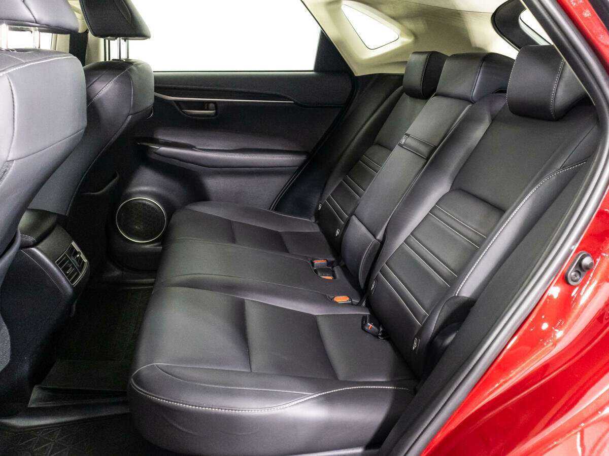 Lexus NX 2015 года с пробегом. Фото: #9