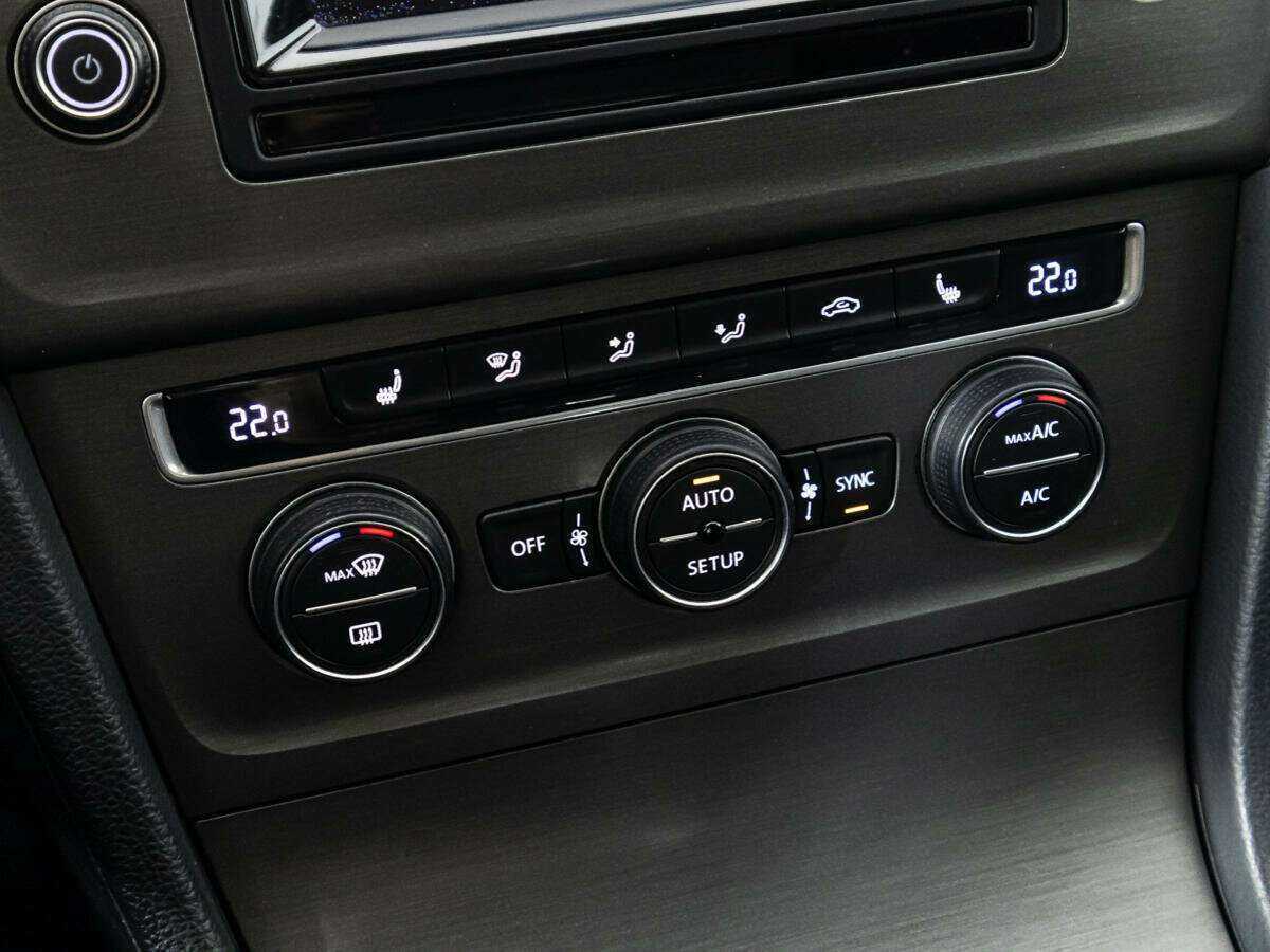 Б/У Фольксваген Гольф 2013 года. Фото: #14