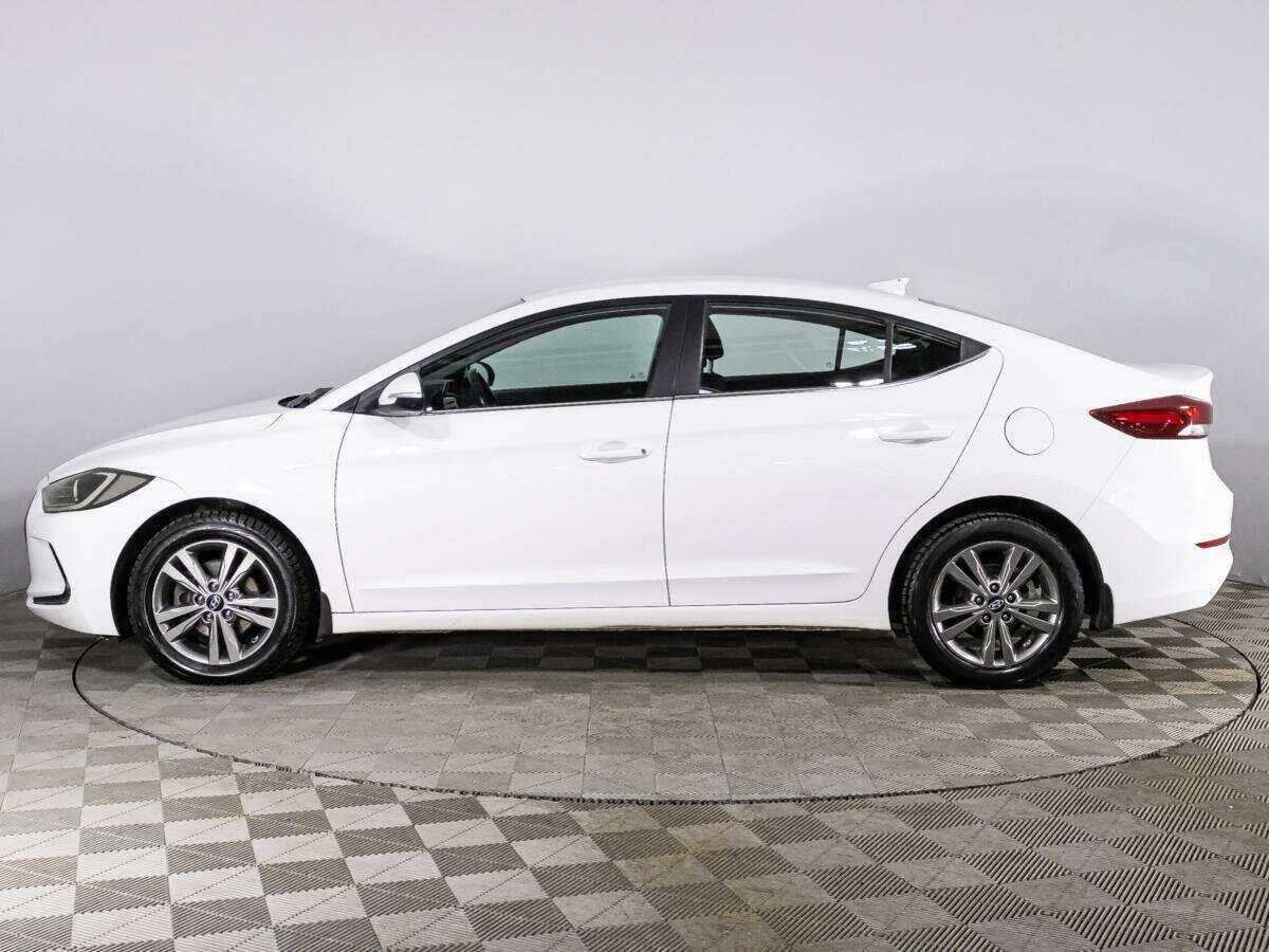 Б/У Хендай Елантра 2017 года. Фото: #7