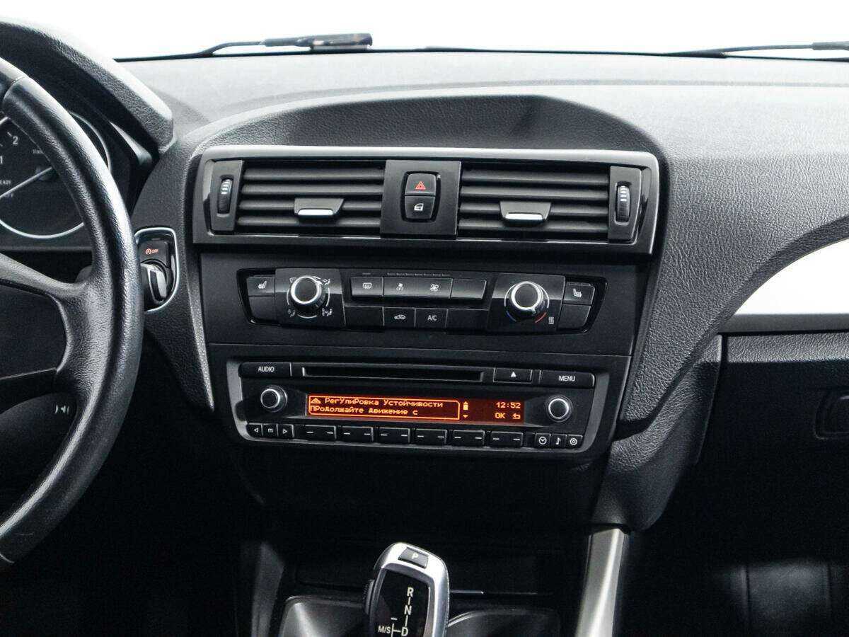 BMW 1 серии 2012 года с пробегом. Фото: #12