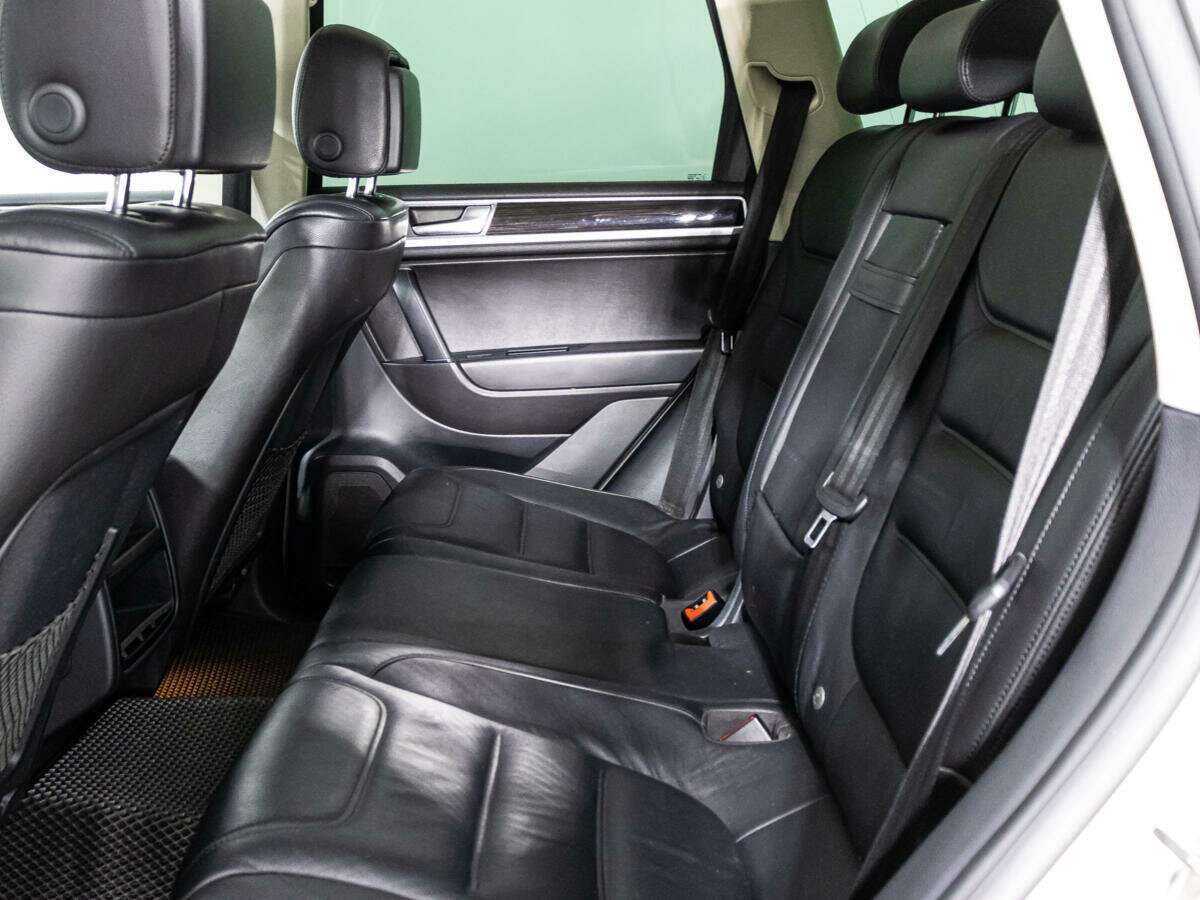 Volkswagen Touareg 2015 года с пробегом. Фото: #7
