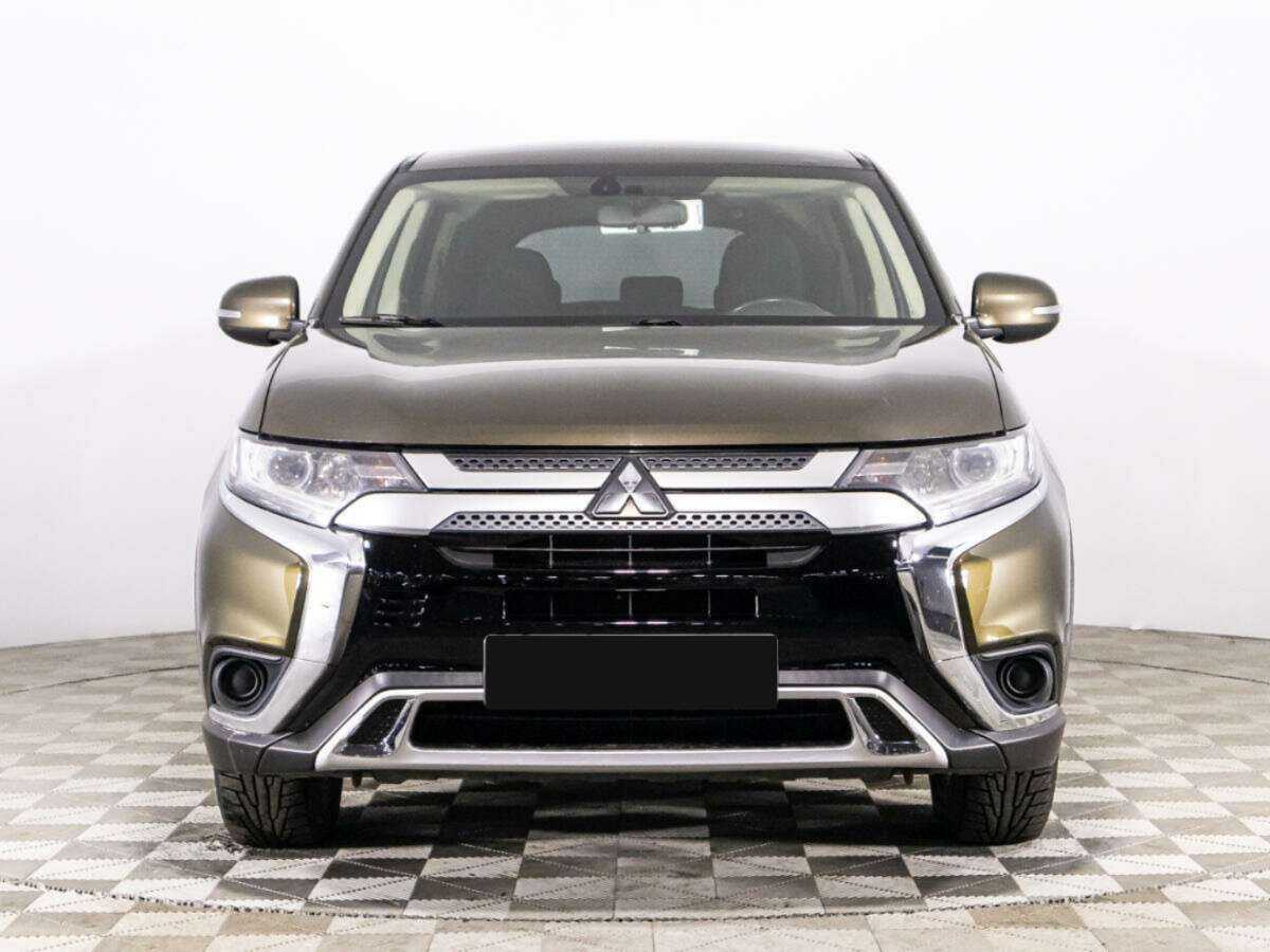 Mitsubishi Outlander 2019 года с пробегом. Фото: #1