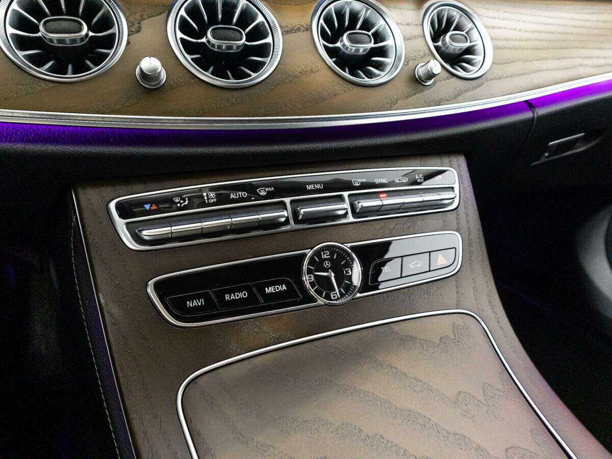 Mercedes-Benz E-Класс 2017 года с пробегом. Фото: #15