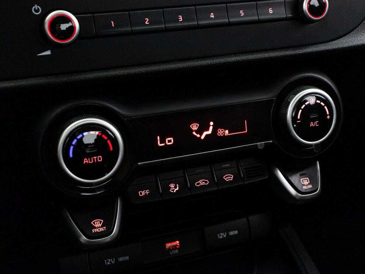 Б/У Киа Рио 2021 года. Фото: #17