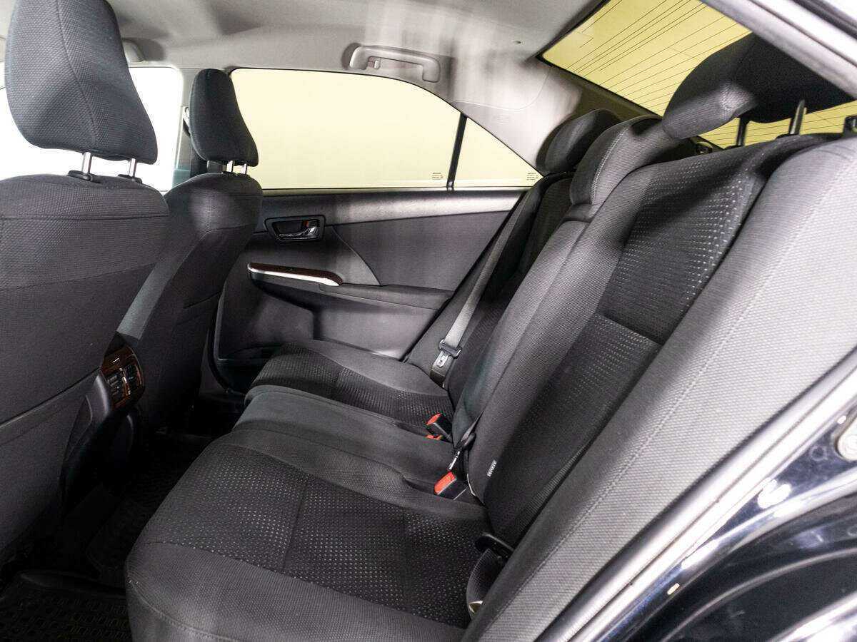 Б/У Тойота Камри 2012 года. Фото: #7