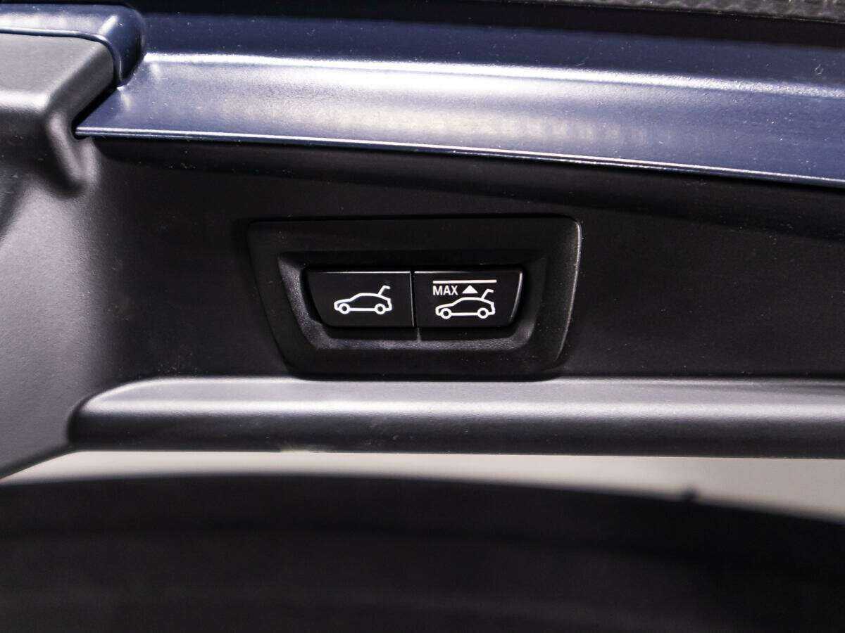 BMW 5 серии 2012 года с пробегом. Фото: #12