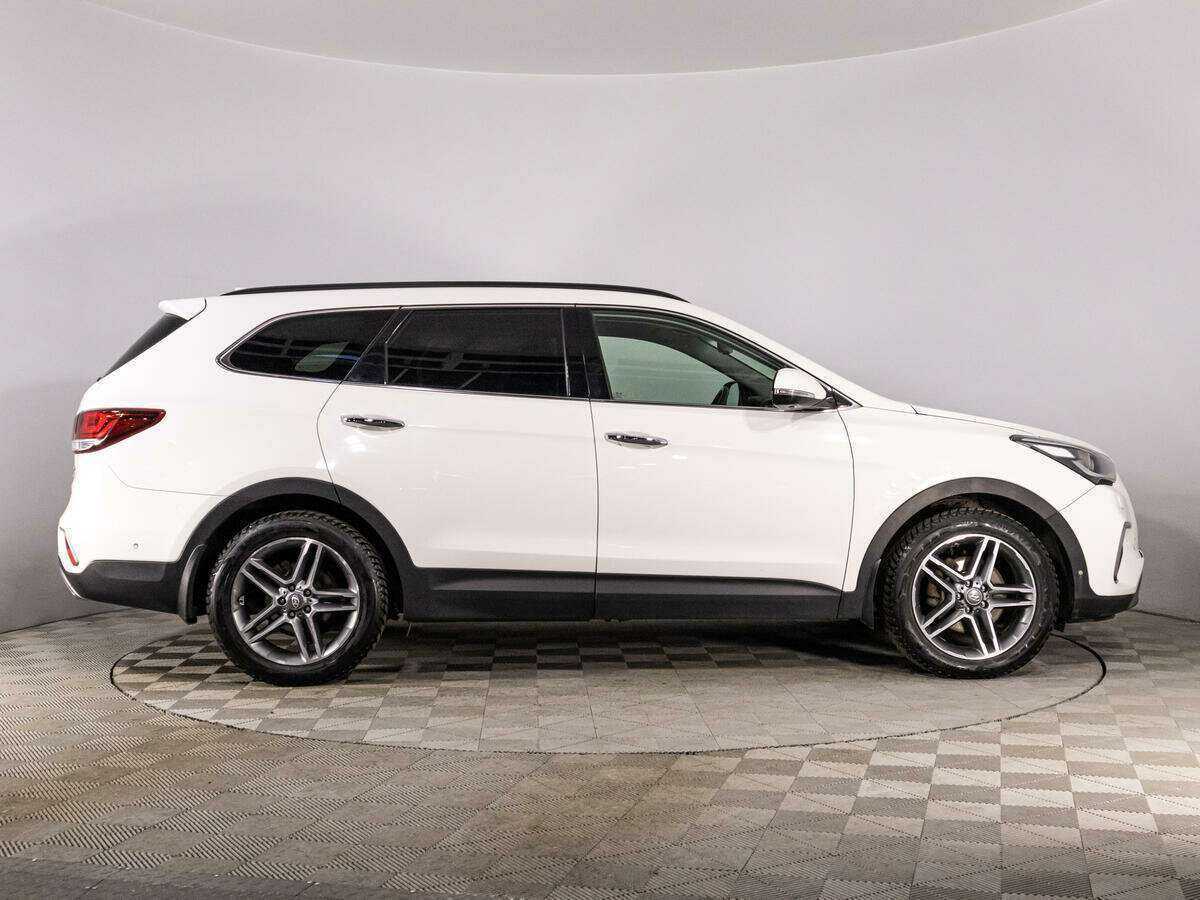 Hyundai Santa Fe 2016 года с пробегом. Фото: #3