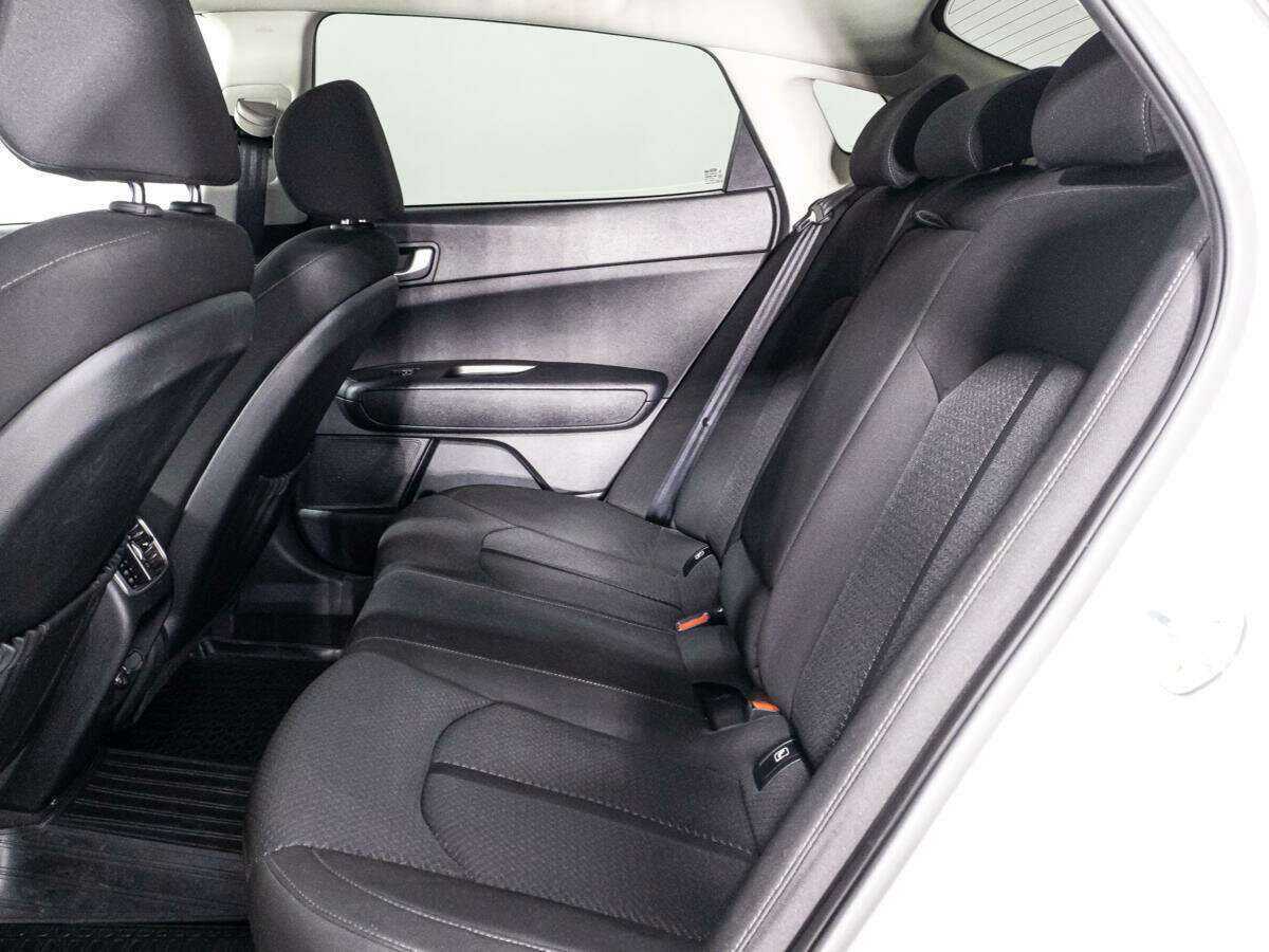 Б/У Киа Оптима 2018 года. Фото: #9