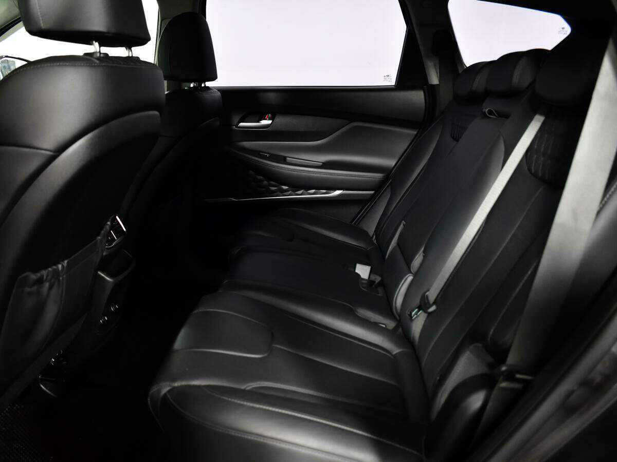 Hyundai Santa Fe 2018 года с пробегом. Фото: #10