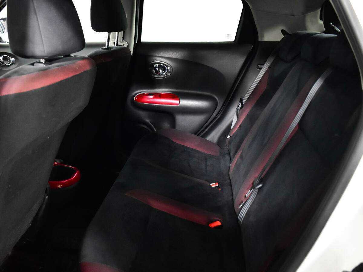 Б/У Ниссан Жук 2012 года. Фото: #7