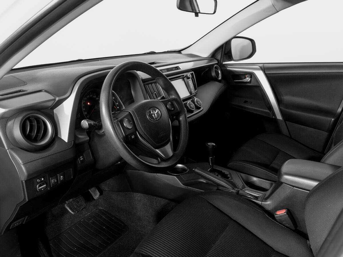 Б/У Тойота Рав4 2013 года. Фото: #14