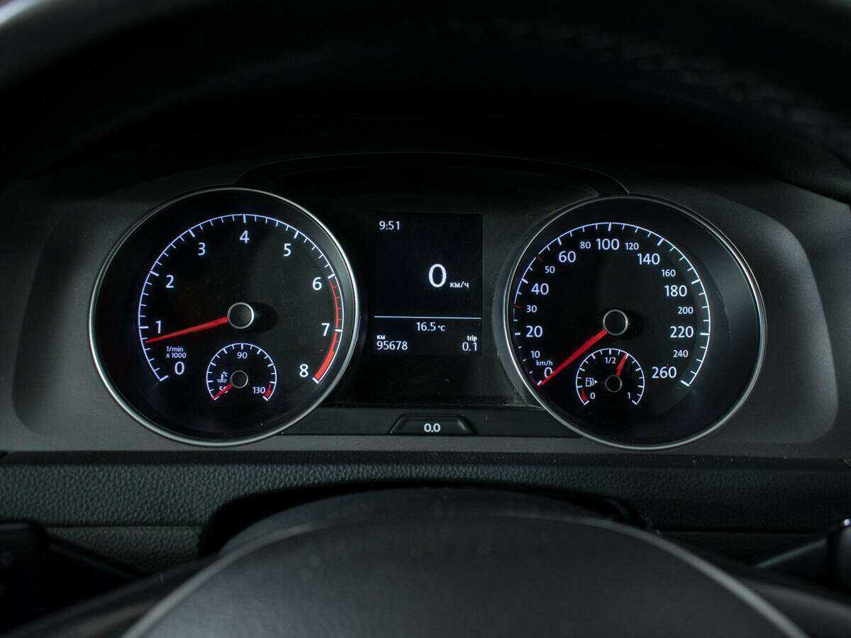 Б/У Фольксваген Гольф 2013 года. Фото: #10