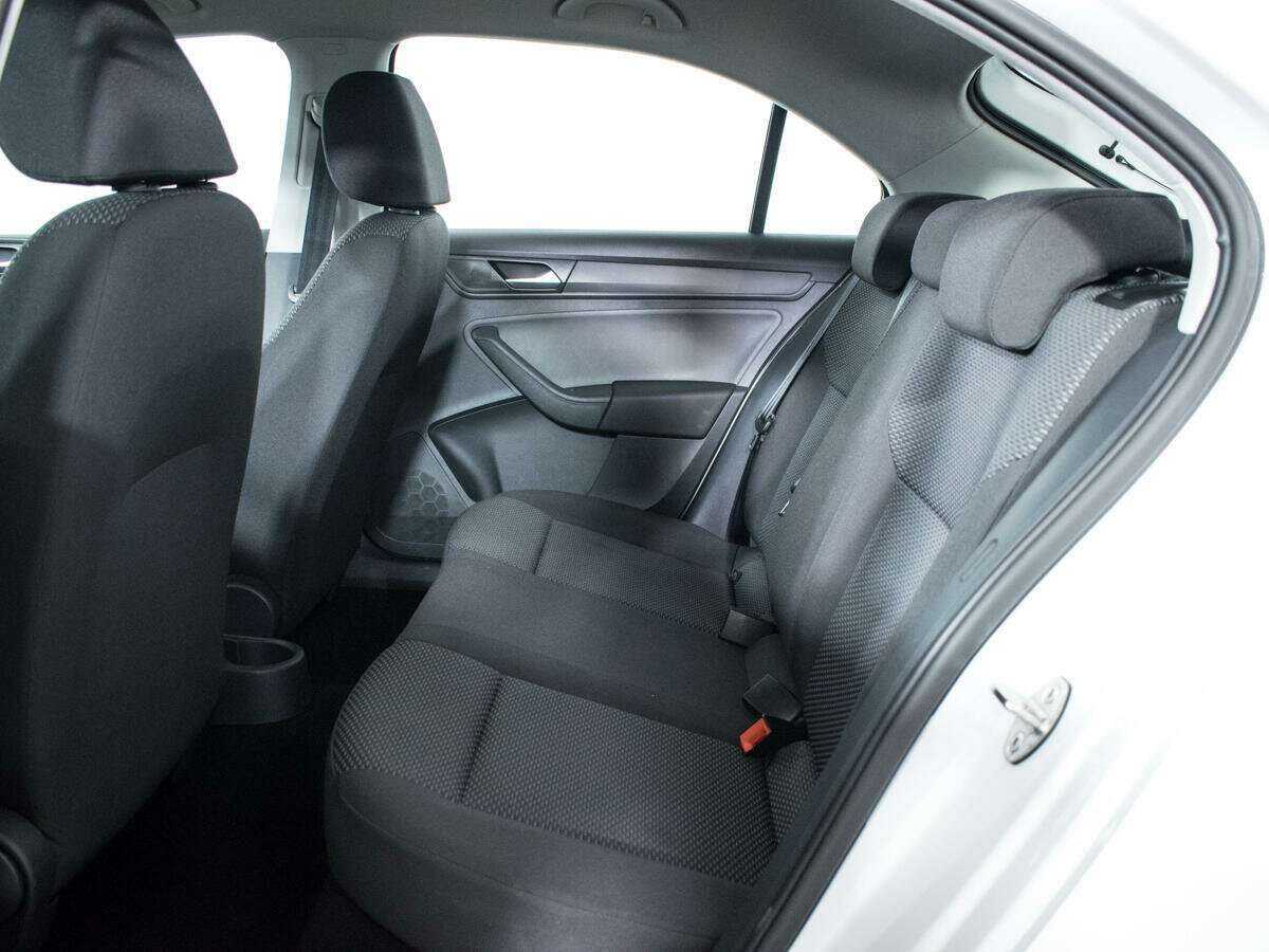 Б/У Фольксваген Поло 2021 года. Фото: #9