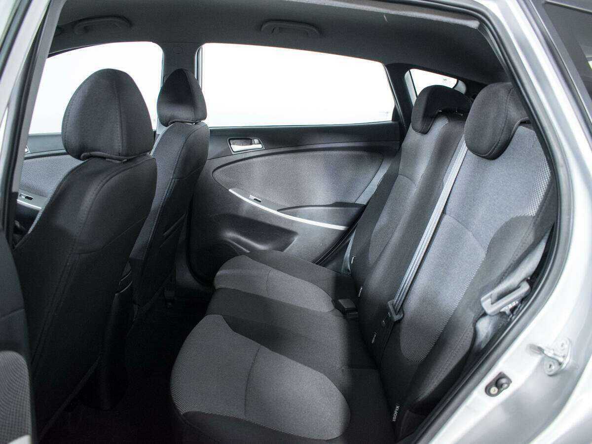 Б/У Хендай Солярис 2012 года. Фото: #9