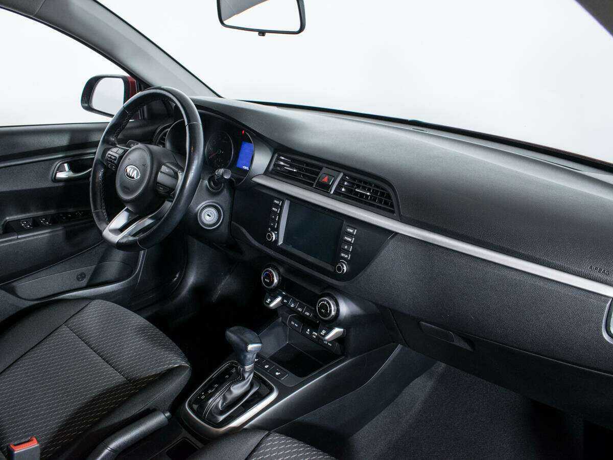 Б/У Киа Рио 2019 года. Фото: #8