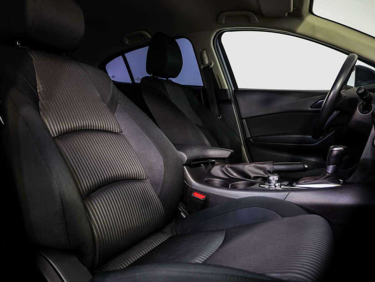 Б/У Мазда 3 2014 года. Фото: #10