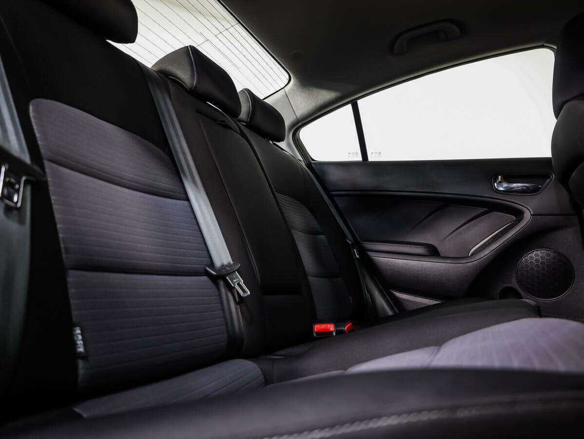 Б/У Киа Церато 2015 года. Фото: #11