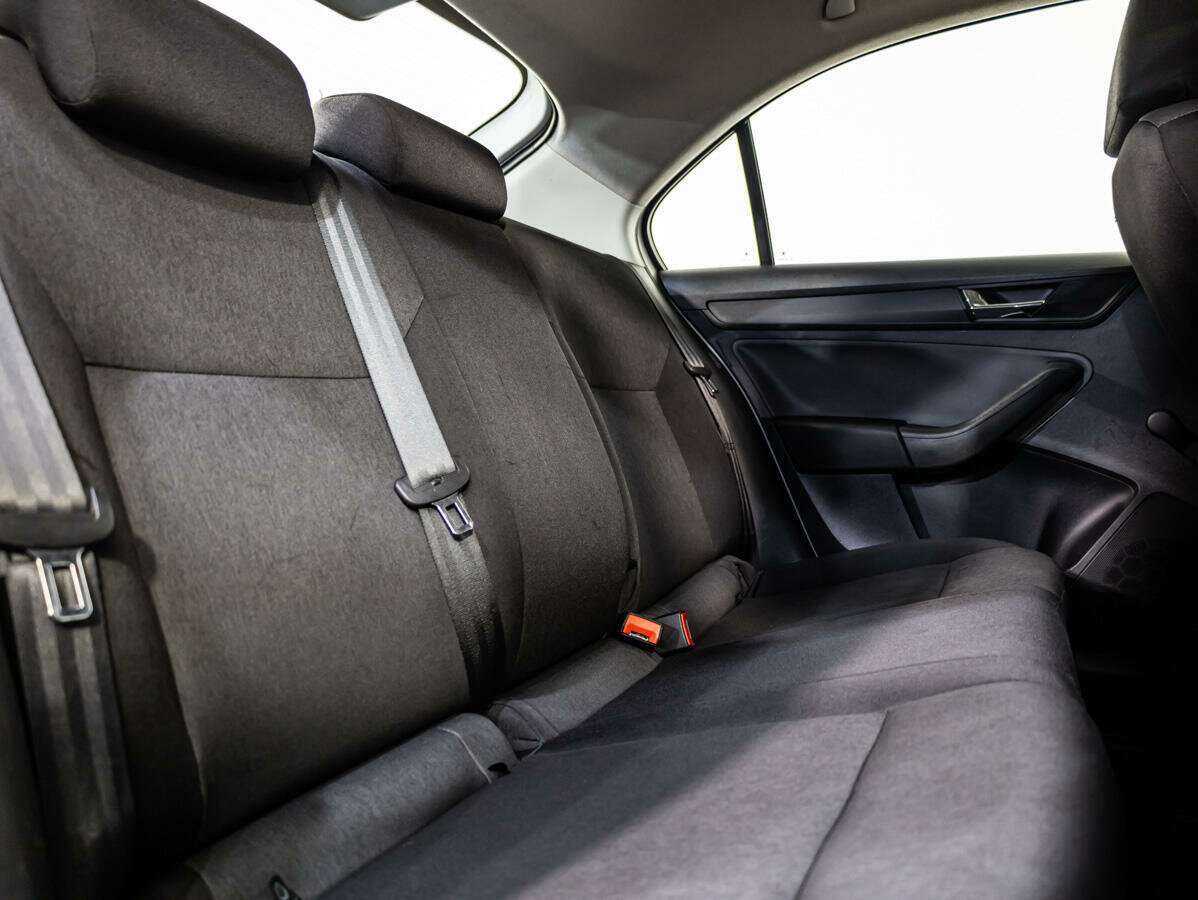 Б/У Шкода Рапид 2018 года. Фото: #10