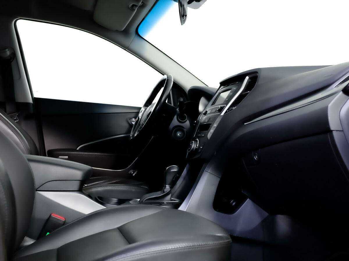 Hyundai Santa Fe 2017 года с пробегом. Фото: #10