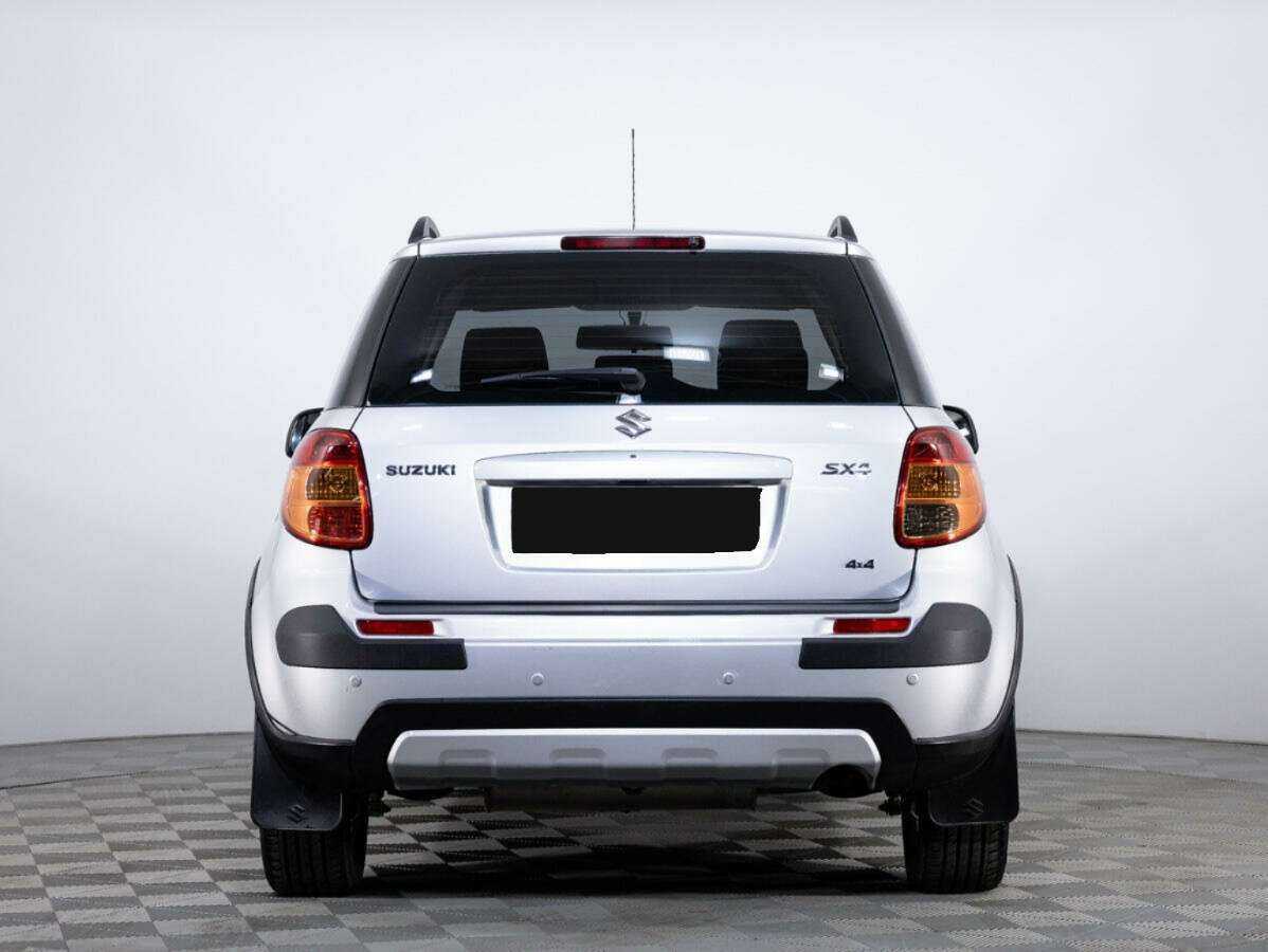 Б/У Сузуки С-Икс4 2012 года. Фото: #4