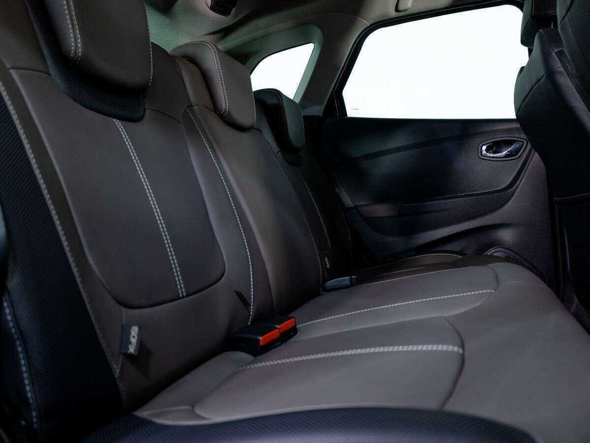 Б/У Рено Каптюр 2019 года. Фото: #11