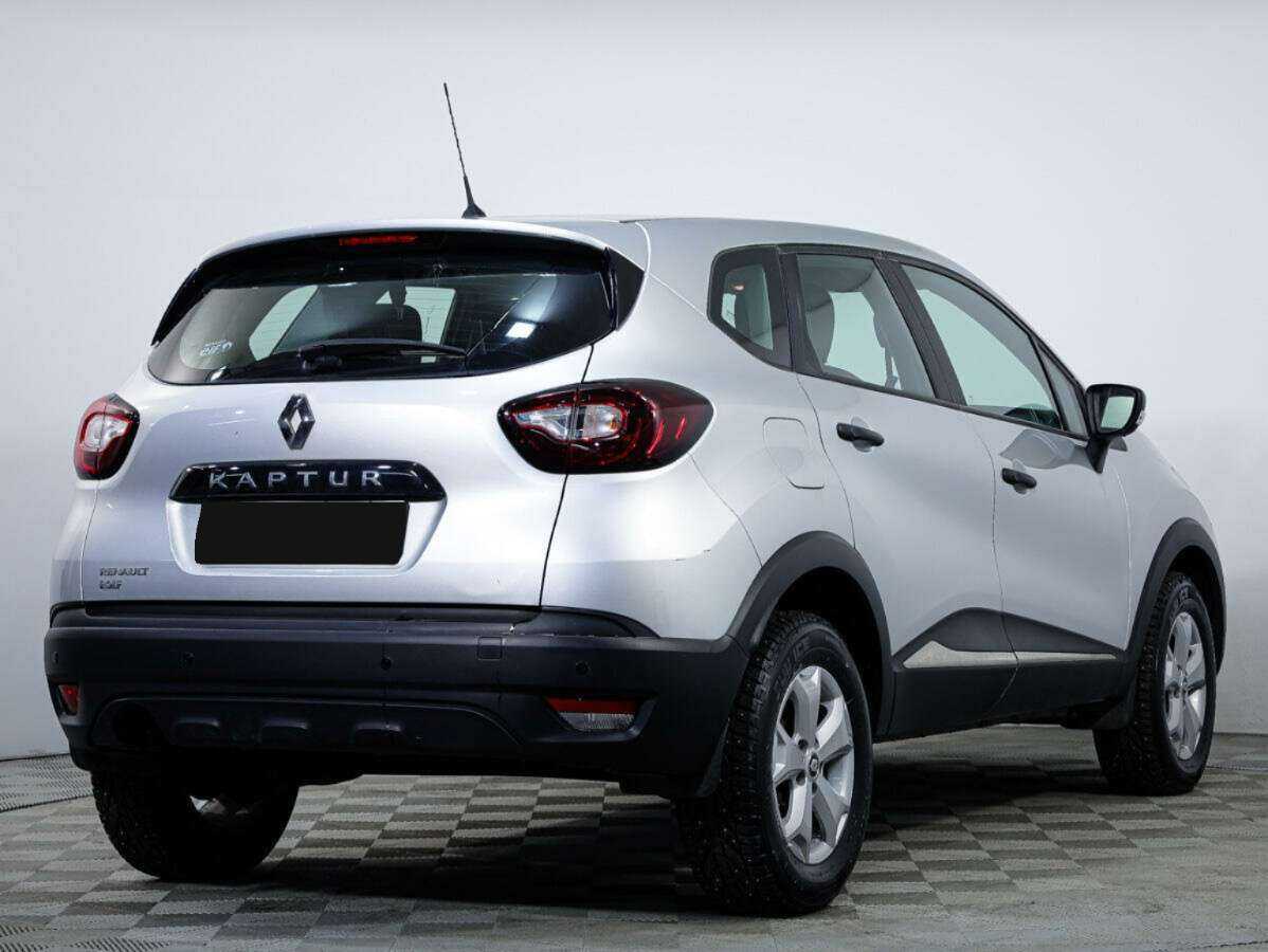 Б/У Рено Каптюр 2018 года. Фото: #3