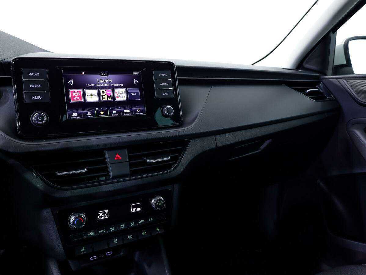 Б/У Шкода Рапид 2021 года. Фото: #12