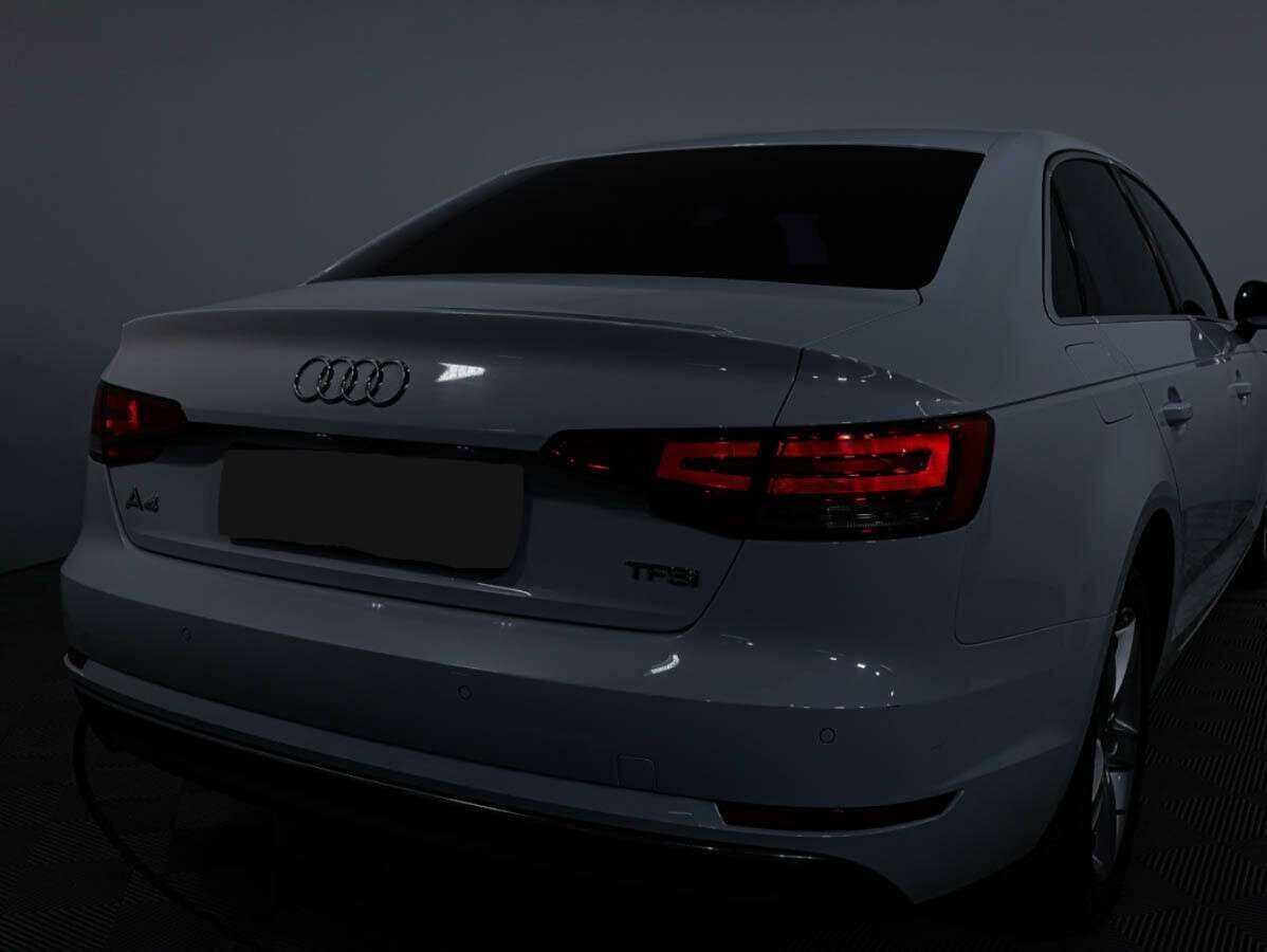 Audi A4 2015 года с пробегом. Фото: #24