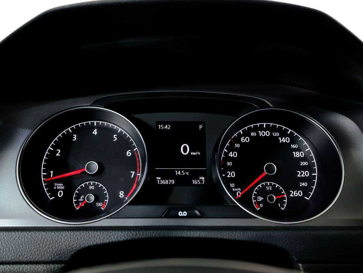 Б/У Фольксваген Гольф 2013 года. Фото: #9